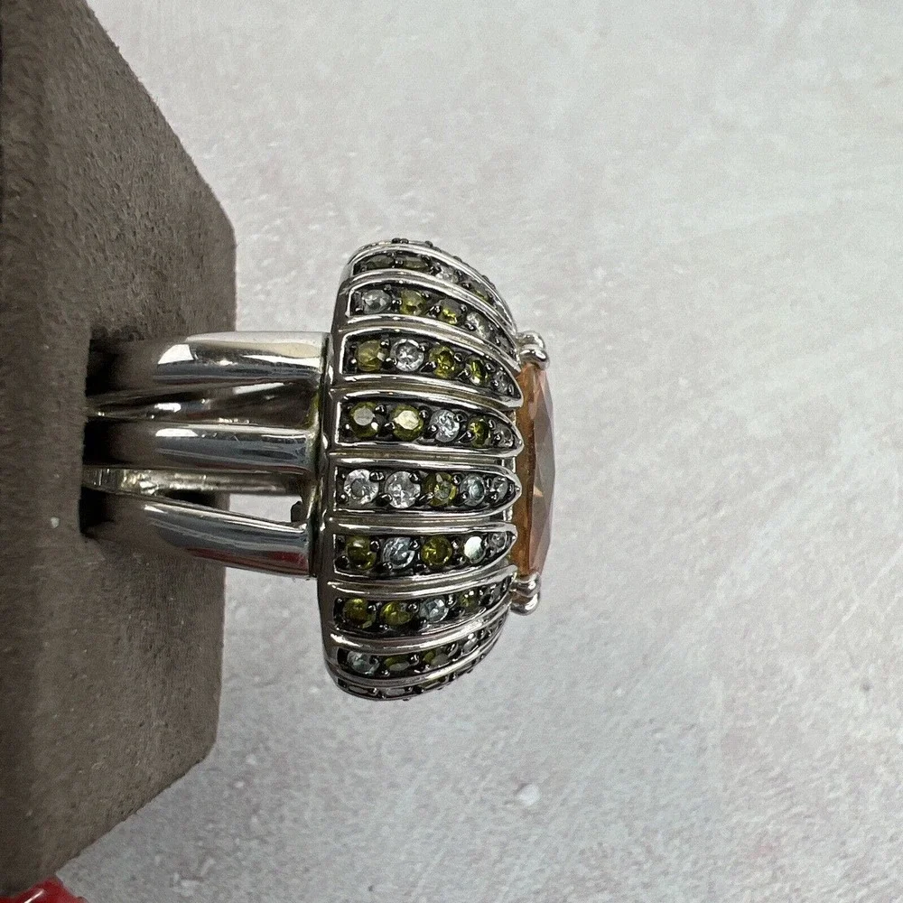 Large Statement Ring Costume Bold Yellow Mob Wife Modern‎